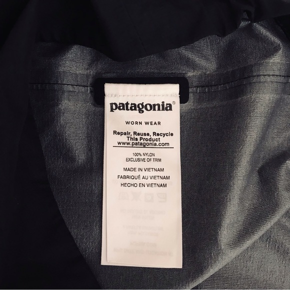 PATAGONIA Black Hooded Full Zip Windbreaker Water Resistant - Picture 11 of 12